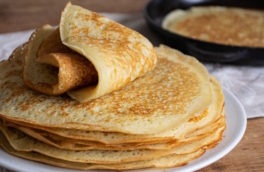 Что добавить в тесто для блинов вместо кефира, чтобы сделать их воздушнее: два продукта, о которых многие забывают