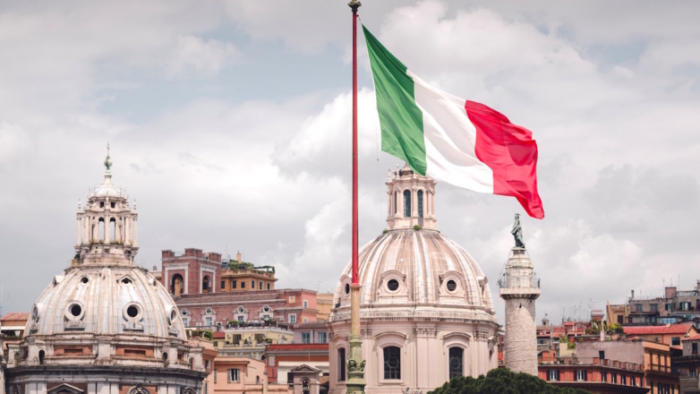 Глава МИД Италии заявил о поддержке новых санкций против РФ