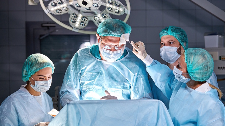 Создана первая в России эндосистема для замены поврежденных суставов: она заменит импортные аналоги