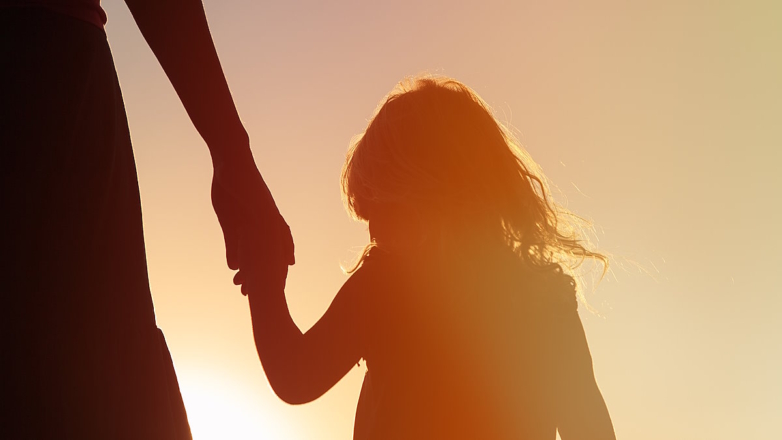 В ГД внесли законопроект, ограничивающий количество детей под опекой в одной семье