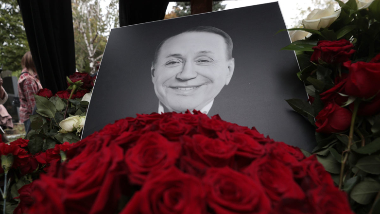 Разгромивший могилу Маслякова оказался инвалидом с детства