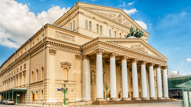 Цена парного билета на предновогодний "Щелкунчик" 31 декабря в Большом театре достигла 500 тыс. рублей