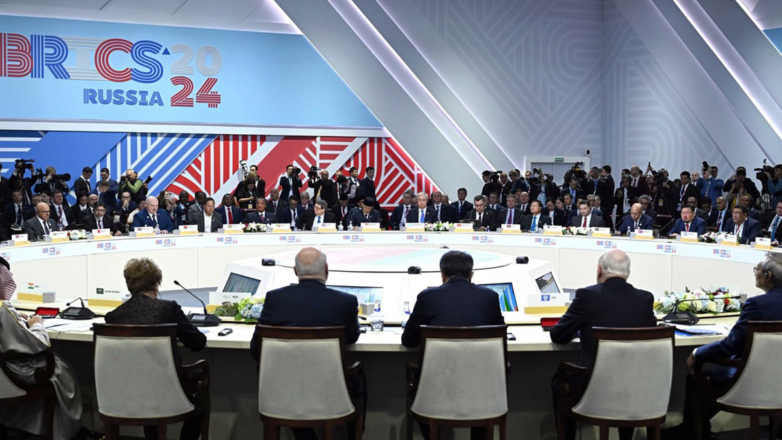 БРИКС – центр международного притяжения. Российские аналитики обсудили новый статус Казахстана как государства-партнёра перспективного альянса