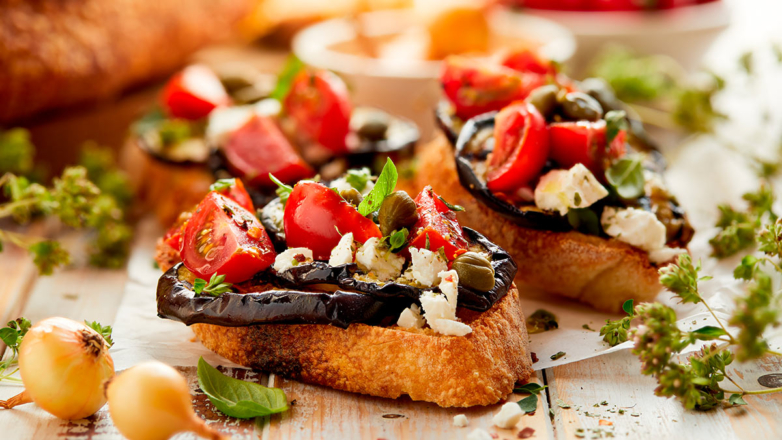 30 минут на кухне: бутерброды с баклажанами и помидорами