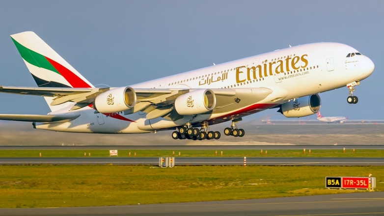 Авиакомпания Emirates запретила пассажирам брать на борт пейджеры и рации