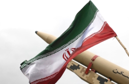 Иран заявил об ударах по командным объектам США в ОАЭ и Бахрейне