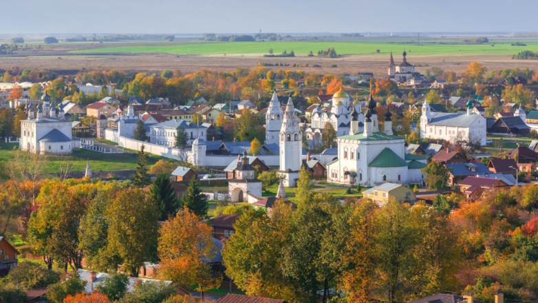 Куда отправиться отдохнуть в России в октябре: идеи для поездок в отпуск и на выходные