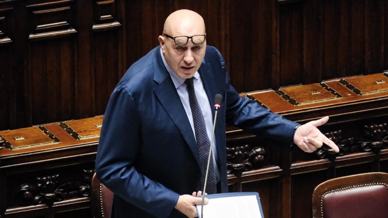 Глава МО Италии назвал нынешние условия безопасности "разлагающимися"