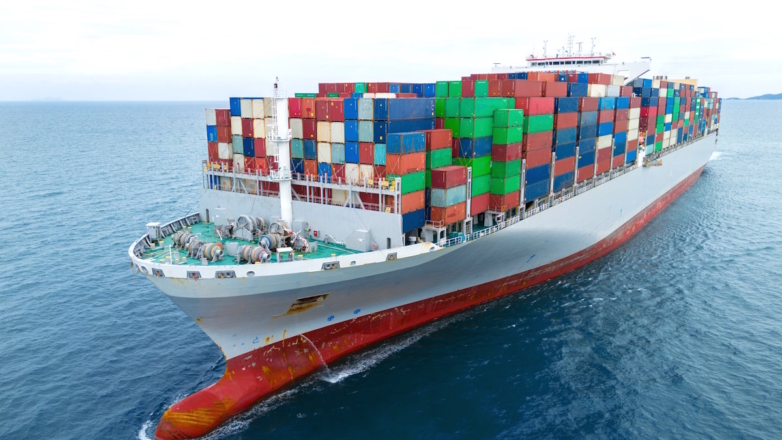 Между Санкт-Петербургом и Калининградом начнутся морские контейнерные перевозки