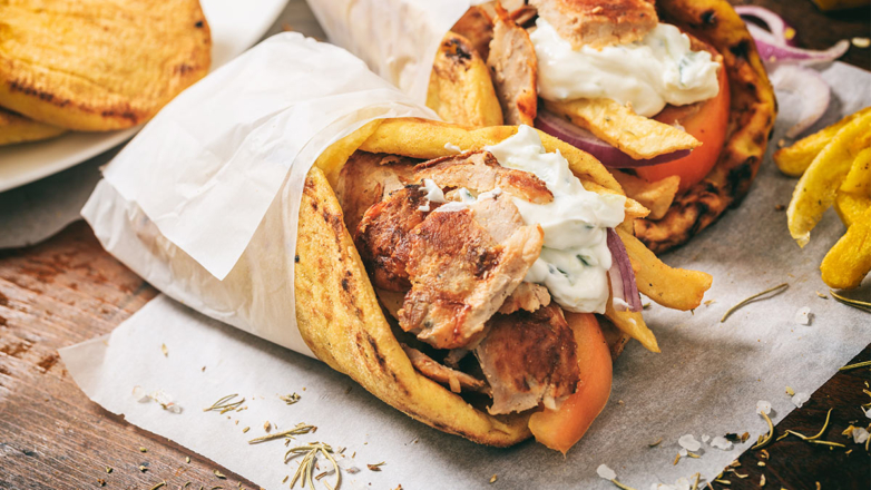 Рецепт: пита с говядиной в греческом стиле