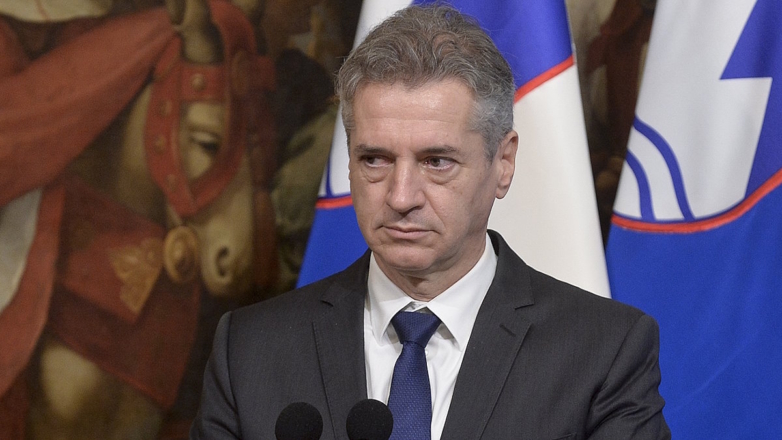 Против премьер-министра Словении возбудили дело по обвинению во вмешательстве в работу полиции