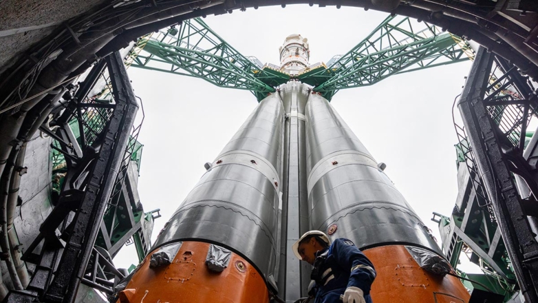 Определен список космонавтов для подготовки к первому полету на Российскую орбитальную станцию