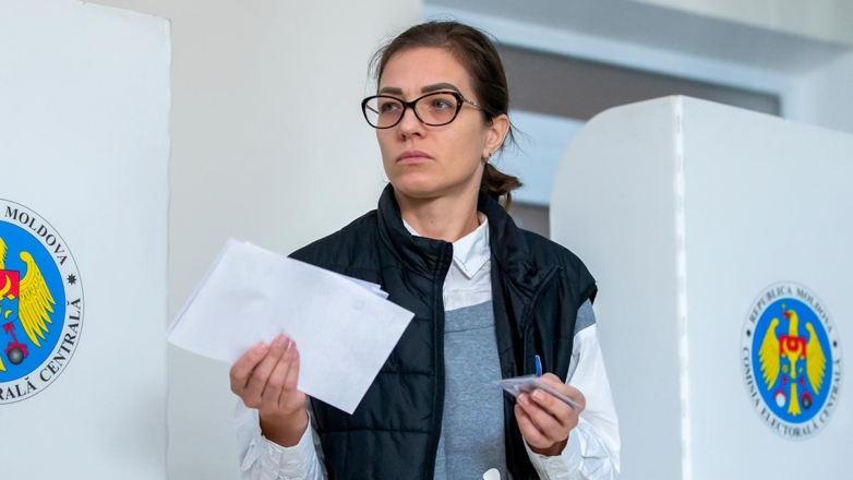 ЦИК Молдавии признал президентские выборы в стране предварительно состоявшимися