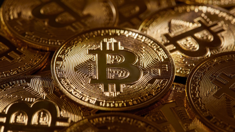 Стоимость биткойна установила новый исторический рекорд, превысив отметку в $86 тыс.