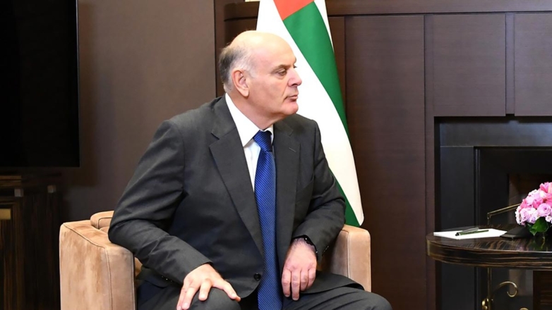 Президент Абхазии назвал условия своей отставки