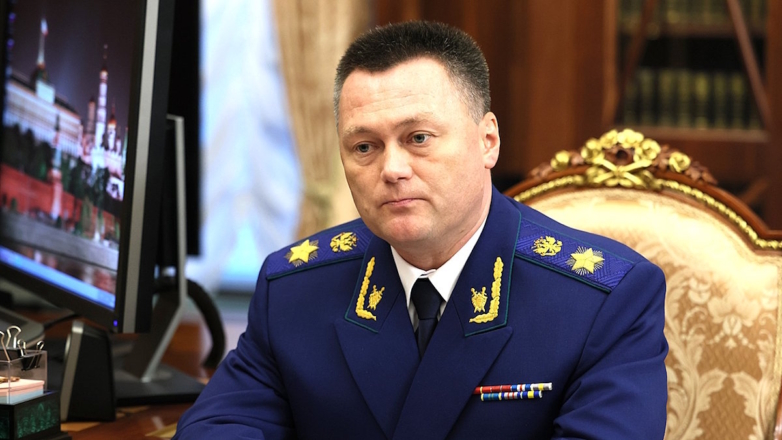 Путин переназначил Краснова на пост генпрокурора