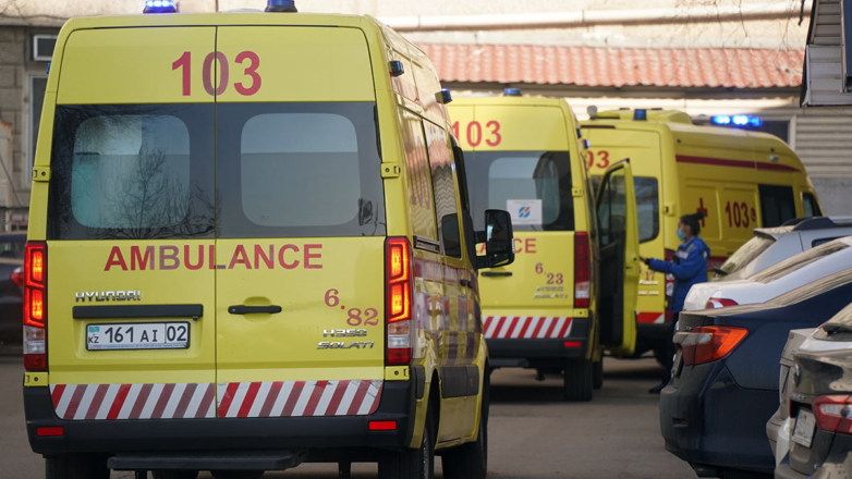 При крушении самолета в Казахстане выжили 10 россиян