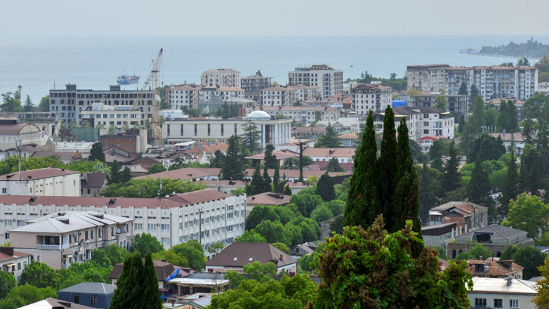 Россия начала гуманитарные поставки электроэнергии в Абхазию
