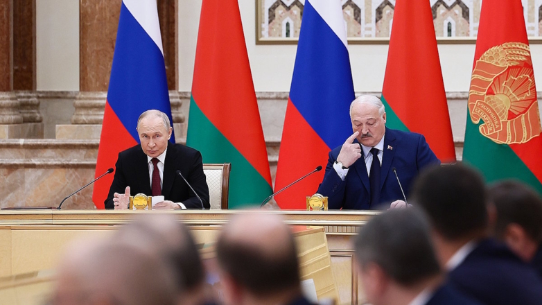 Путин и Лукашенко подписали Договор о гарантиях безопасности в Союзном государстве