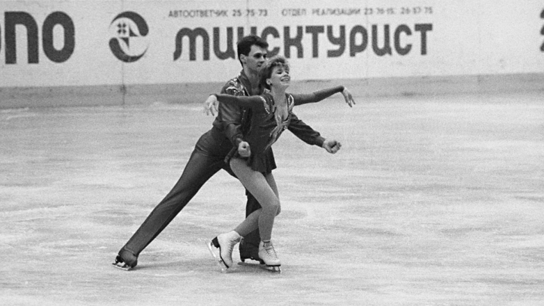 Источник: чемпионы мира по фигурному катанию Шишкова и Наумов были на борту упавшего в США самолета