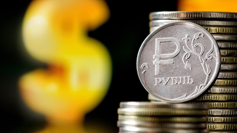 МЭР ждет среднего курса доллара в 2025 году на уровне 86,1 руб., в 2026-м – 92,2 руб.