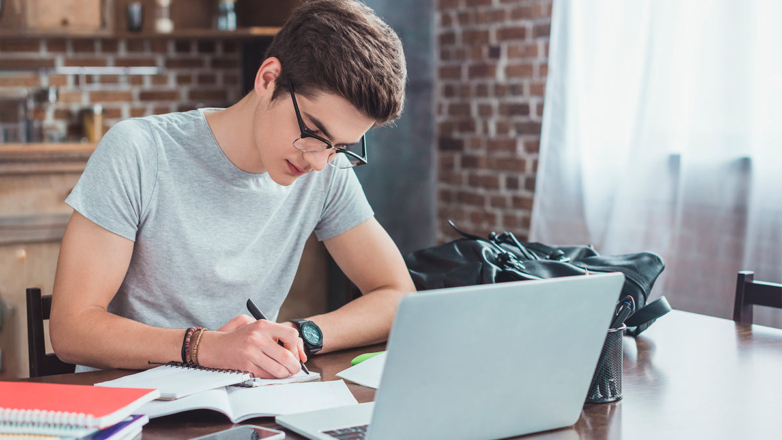 Химический факультет МГУ перешел на дистанционное обучение из-за возможного случая кори