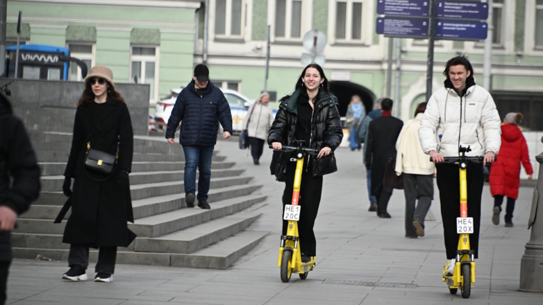 Штрафы для самокатчиков предложили повысить
