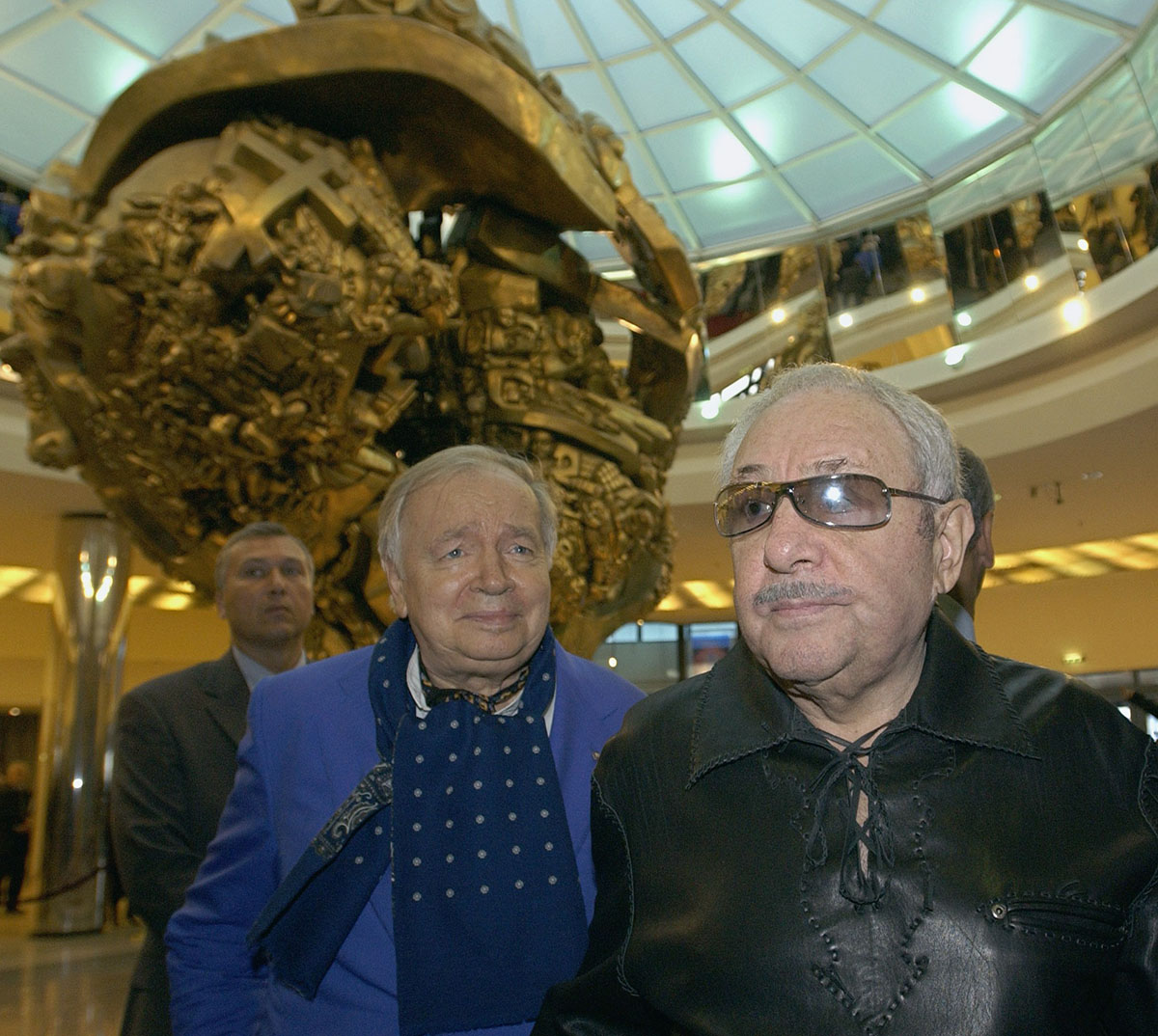 Скульптурная композиция "Древо жизни" Эрнст Неизвестный Андрей Вознесенский