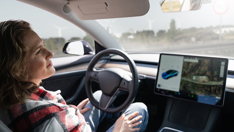 Беспилотное движение транспорта станет обыденным для России в ближайшие 5 лет, заявил Старовойт