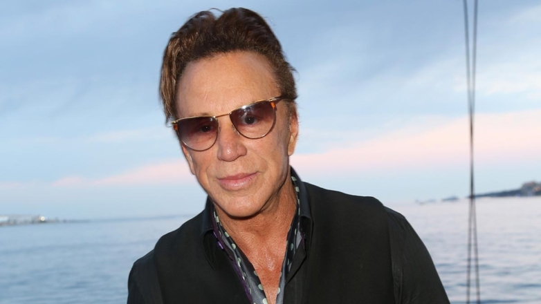 Микки Рурку грозит выселение: для фанатов запустили сбор ради оплаты жилья