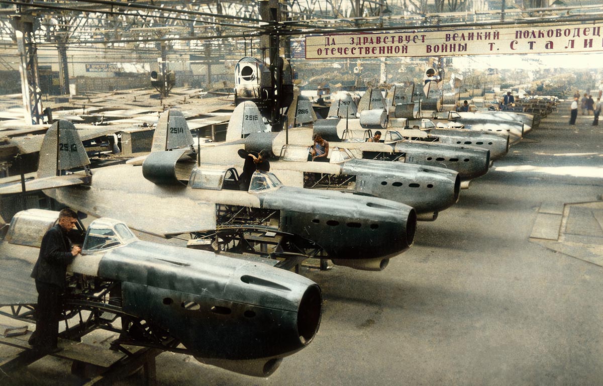 Сборка советских истребителей