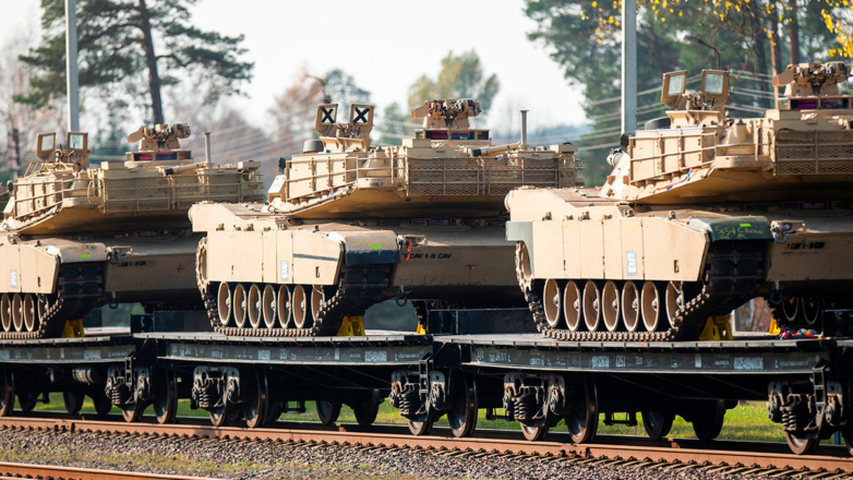 Австралия отправила списанные танки Abrams на Украину