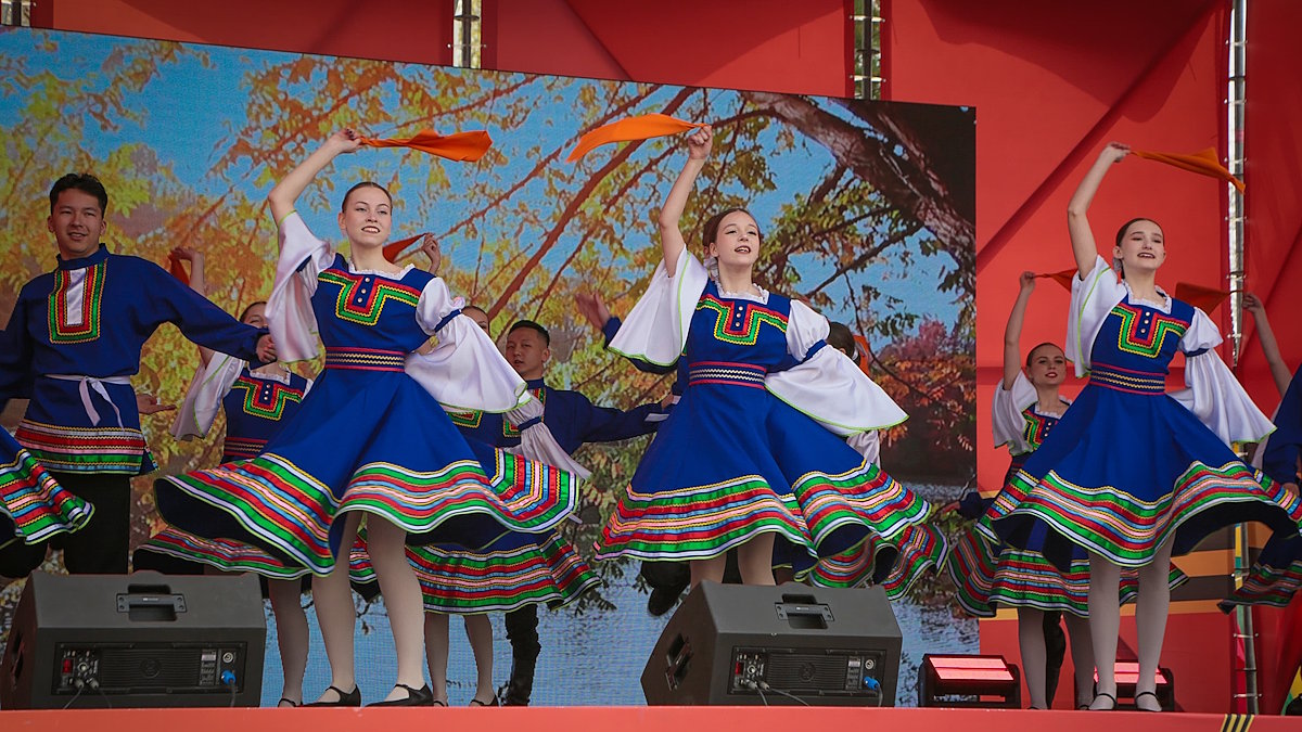 Сотрудники АО "Восточный Порт" и жители Находки отметили 80-летие Победы в Великой Отечественной войне