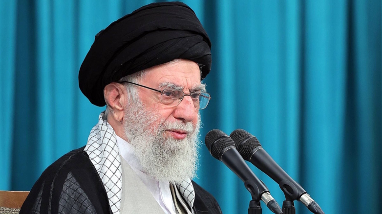 Иран не нуждается в ядерном оружии, заявил Али Хаменеи