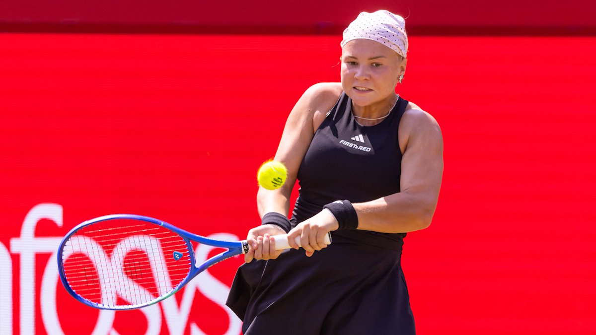 Шнайдер не сумела выйти во второй круг теннисного турнира в Бад-Хомбурге