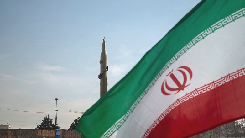 Иран атаковал Израиль с помощью сверхтяжелой баллистической ракеты "Саджиль"