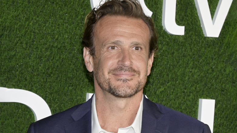 Звезда сериала "Как я встретил вашу маму" Джейсон Сигел женится