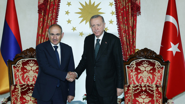 Почему "исторический" визит Пашиняна в Турцию не дал значимых результатов