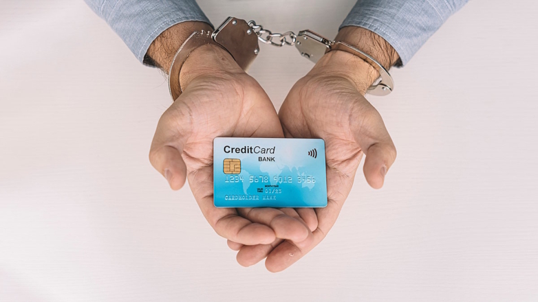 До 6 лет колонии: как будут наказывать дропперов