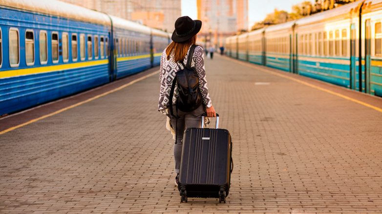 Более 100 дополнительных пар поездов на российские курорты запустили к летнему сезону