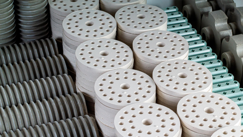 Увеличивающую срок службы деталей из полимерных композитов технологию разработали в Омске