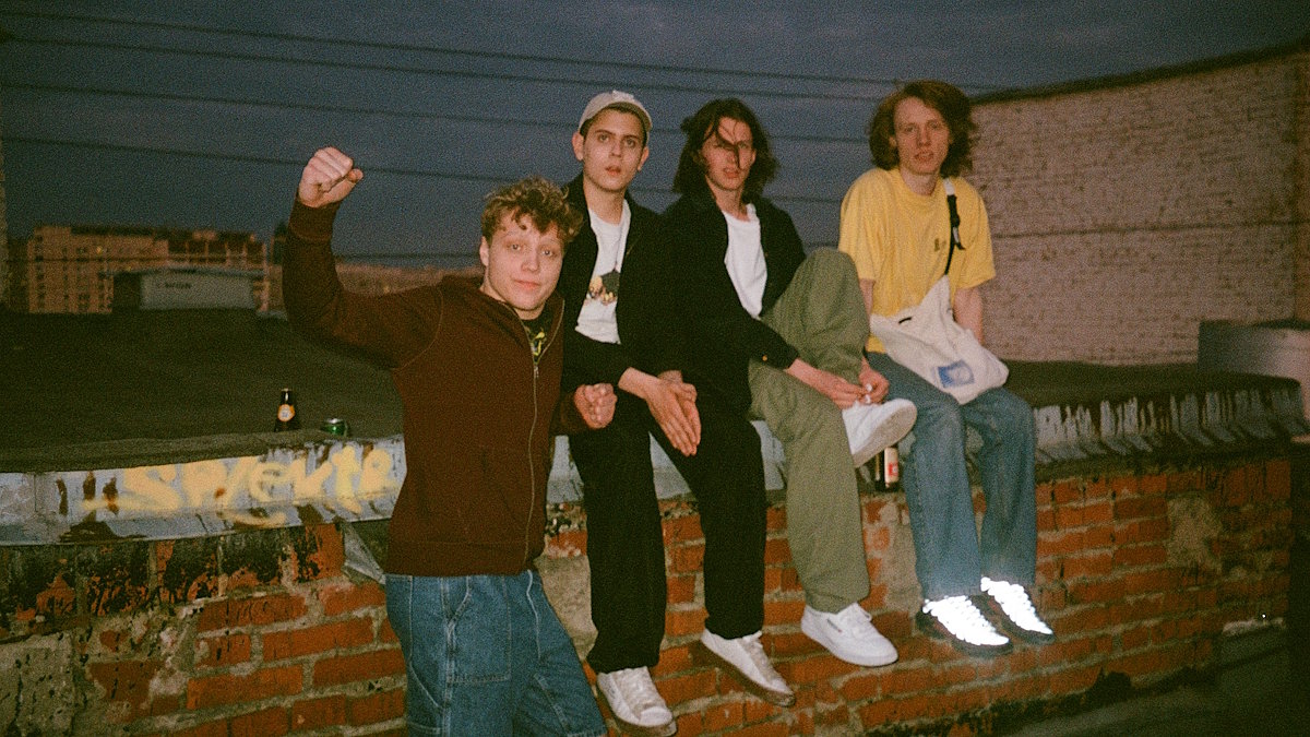 Кадр из фильма "Ровесник"