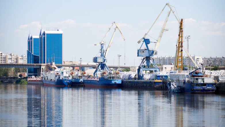 Ростех не продаст свою долю Астраханского порта иранскому мажоритарию