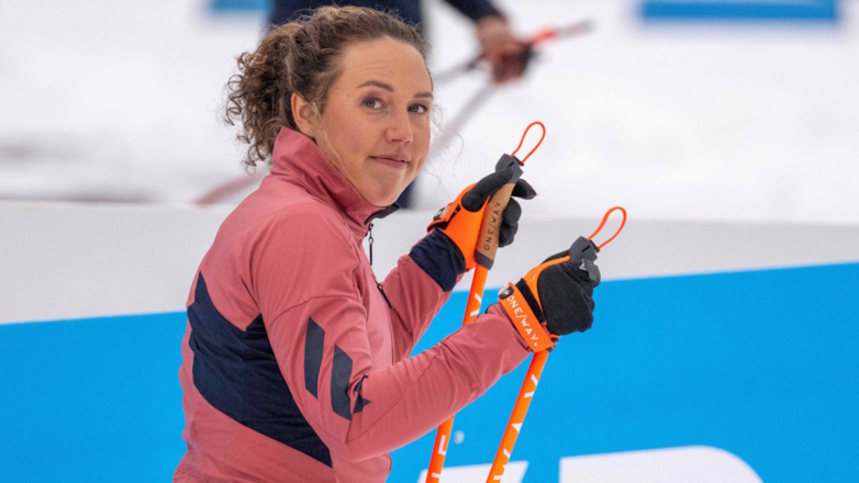 Олимпийская чемпионка по биатлону Лаура Дальмайер попала под камнепад в Пакистане