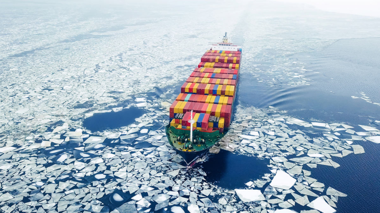 Крайний Север: Путин поручил увеличить финансирование доставки грузов