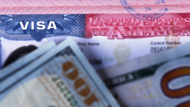 США запускают эксперимент по выдаче виз под денежный залог