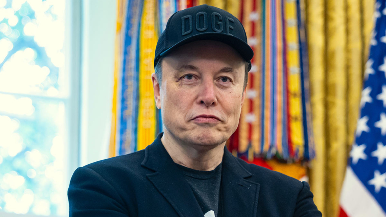 Tesla одобрила гигантскую премию Маску в миллиарды долларов США