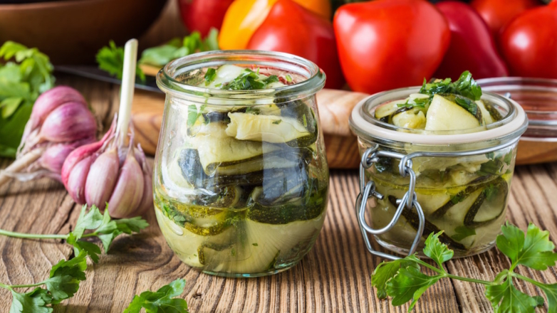 Хрустящие ферментированные кабачки: простой рецепт вкусной домашней заготовки