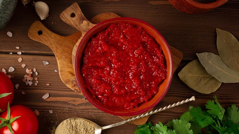 Грузинский соус сацебели из помидоров на зиму: простой рецепт пикантной заготовки