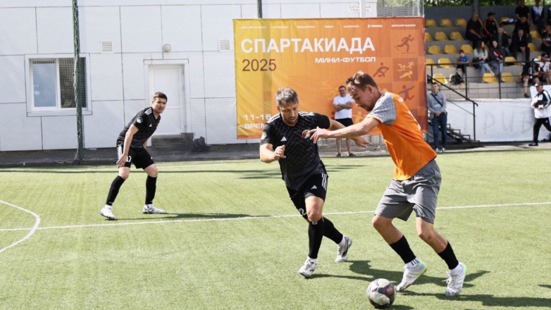 В Тюмени прошли соревнования по мини-футболу среди промышленных предприятий